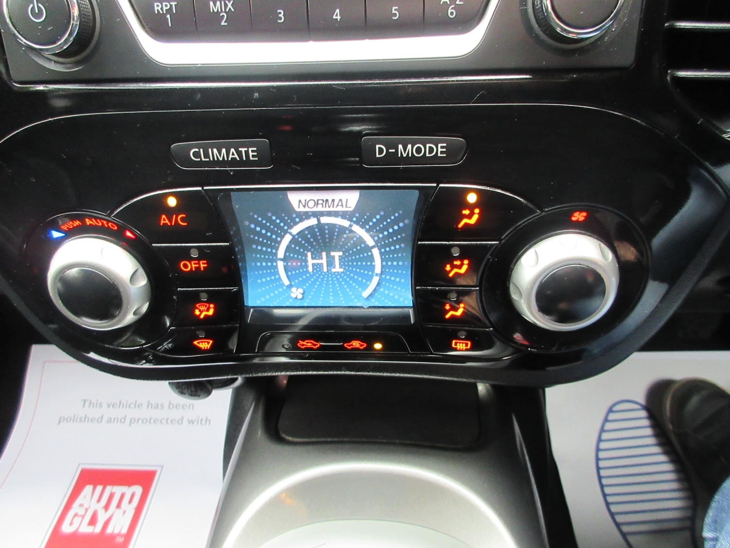 Used Nissan Juke 2015 for sale - 76129100: Photo 12