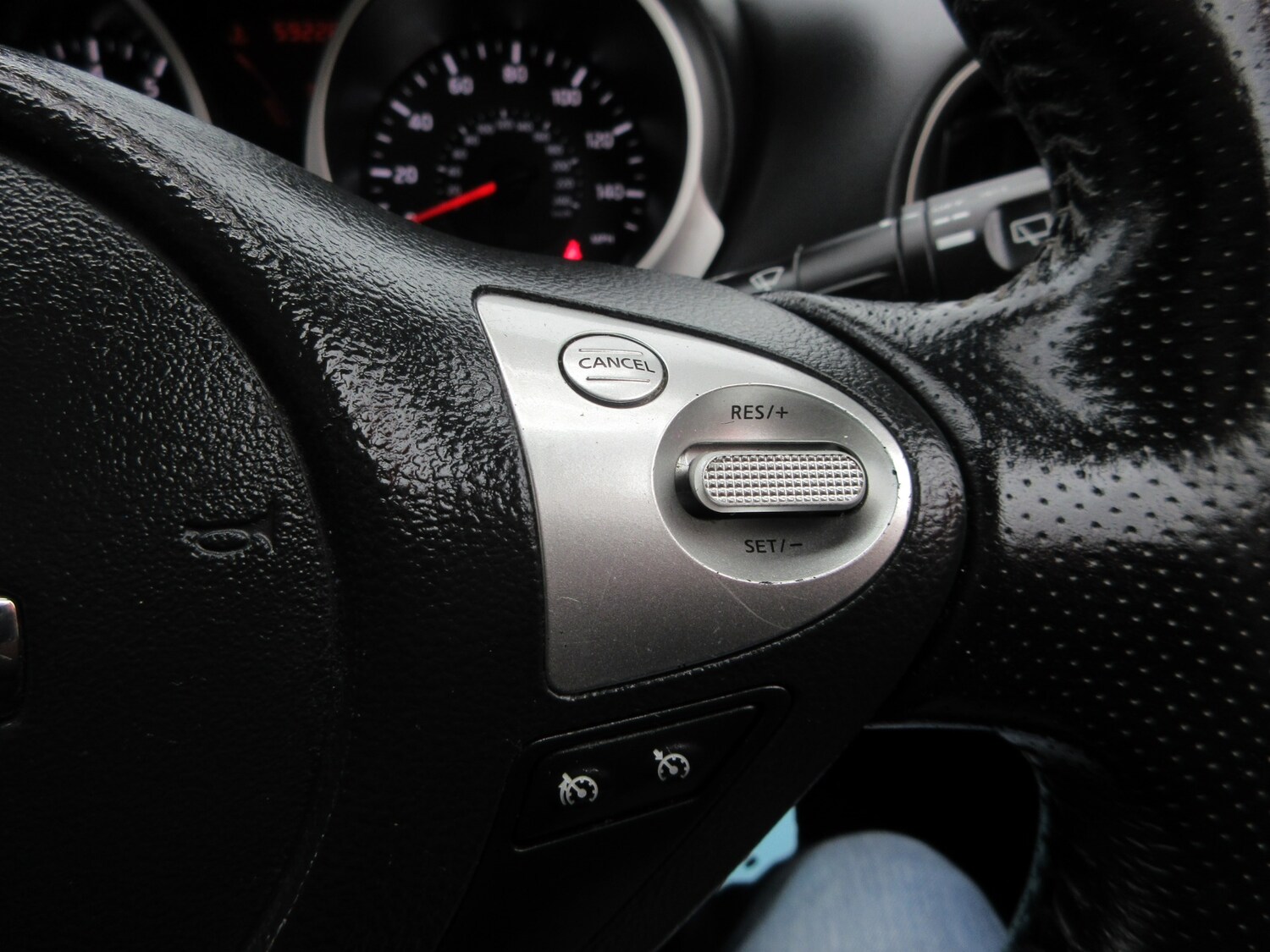 Used Nissan Juke 2015 for sale - 76129100: Photo 16