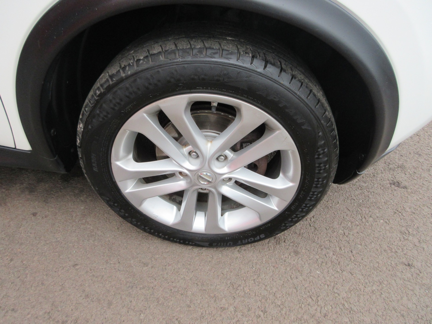 Used Nissan Juke 2015 for sale - 76129100: Photo 22