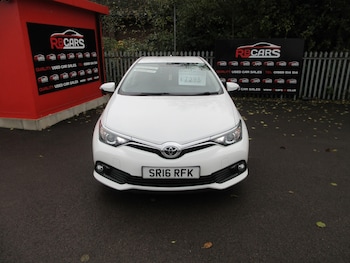 Used Toyota Auris 2016 for sale - 76352691: Photo