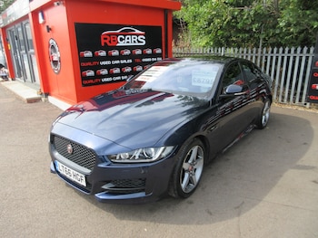 Used Jaguar XE 2016 for sale - 79216897: Photo