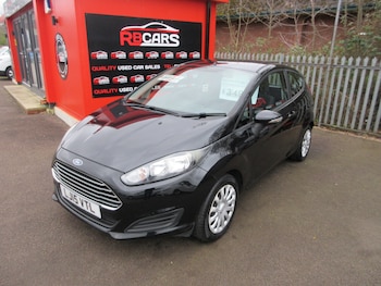 Used Ford Fiesta 2015 for sale - 77663499: Photo