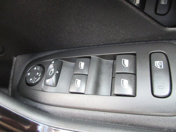Used Peugeot 2008 2018 for sale - 75569458: Photo 23