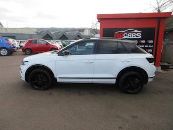 Used Volkswagen T-Roc 2018 for sale - 77650756: Photo