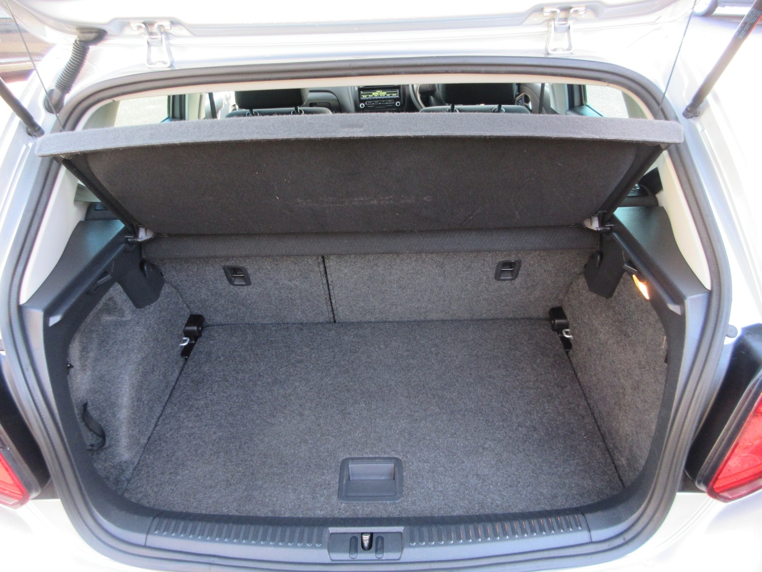 Used Volkswagen Polo 2013 for sale - 77650090: Photo 20