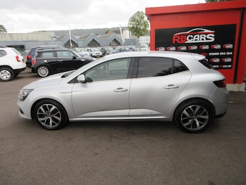 Used Renault Megane 2017 for sale - 79445408: Photo
