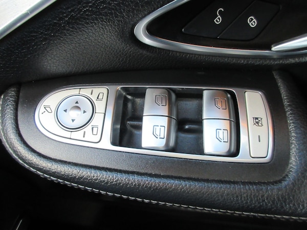 Used Mercedes-Benz C Class 2017 for sale - 72254410: Photo 20