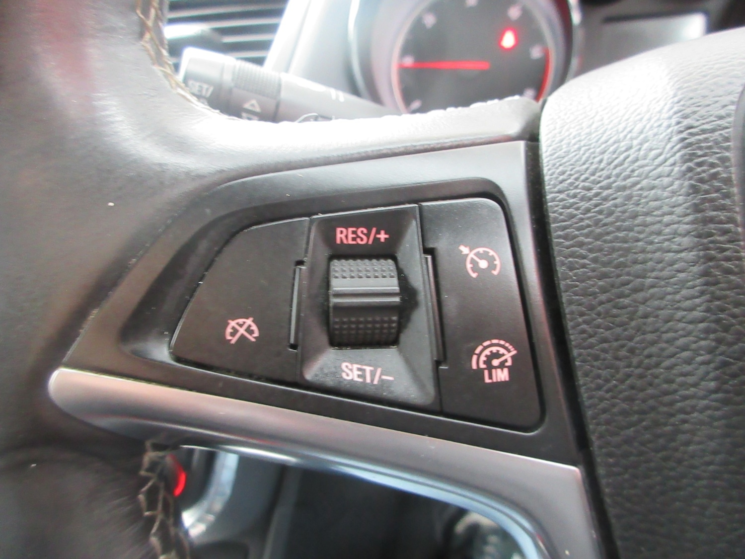 Used Vauxhall Mokka 2016 for sale - 77592231: Photo 11