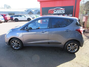 Used Hyundai i10 2018 for sale - 77833326: Photo