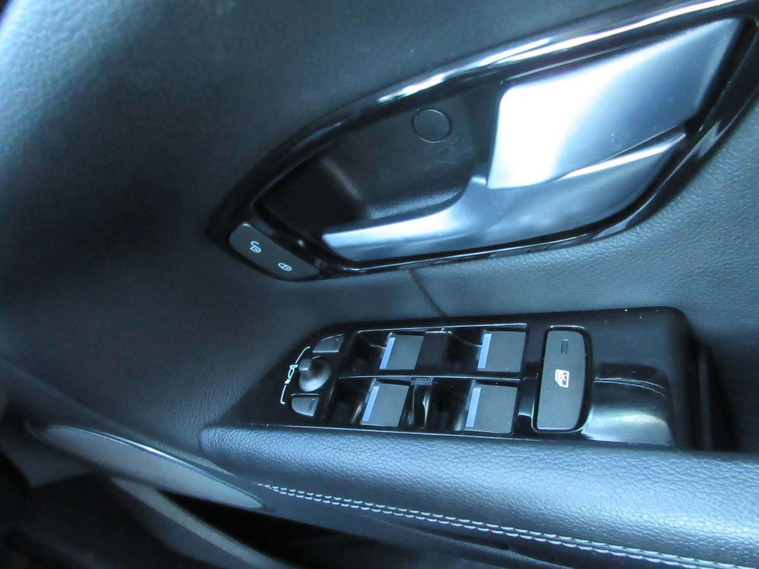 Used Land Rover Range Rover Evoque 2016 for sale - 76792489: Photo 24