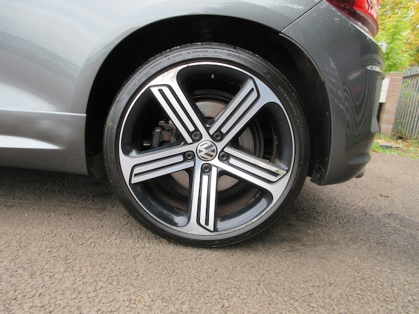 Used Volkswagen Scirocco 2016 for sale - 76046661: Photo 32
