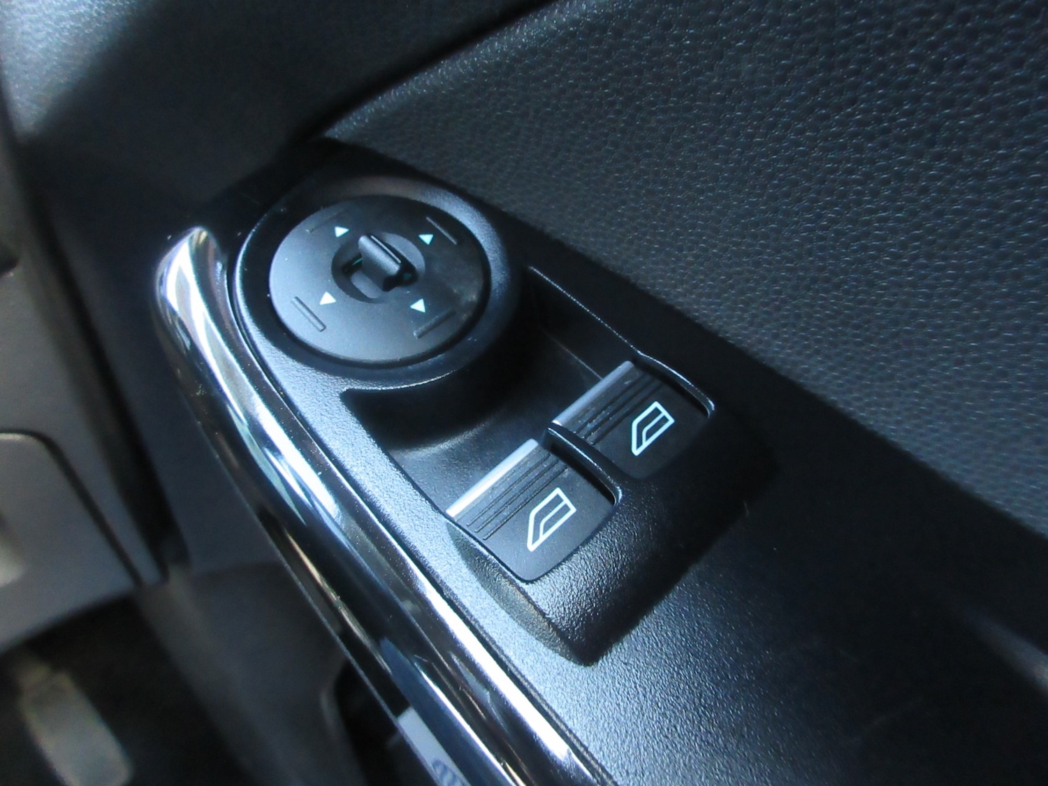 Used Ford Fiesta 2016 for sale - 77701970: Photo 17