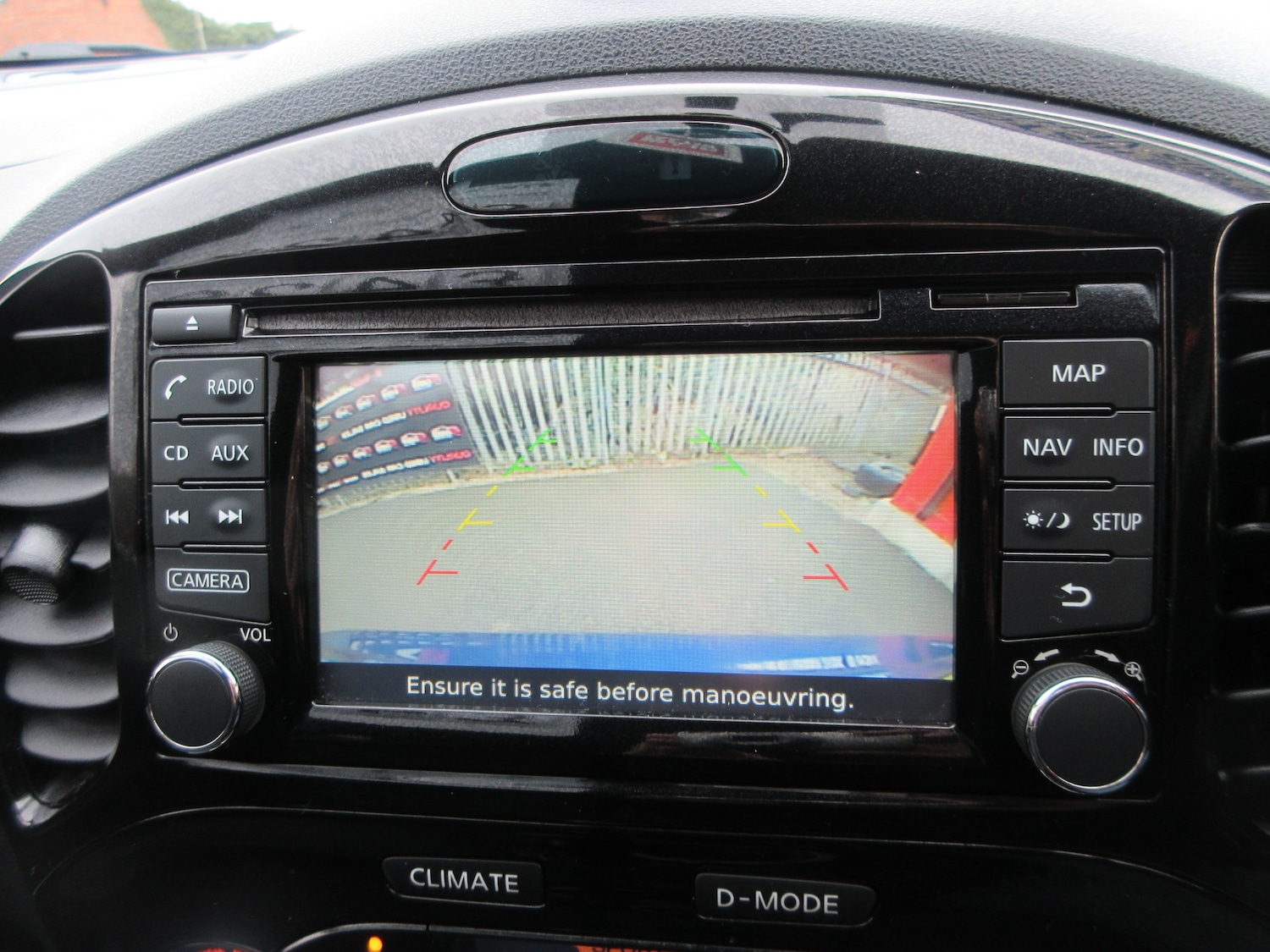 Used Nissan Juke 2014 for sale - 77260914: Photo 15