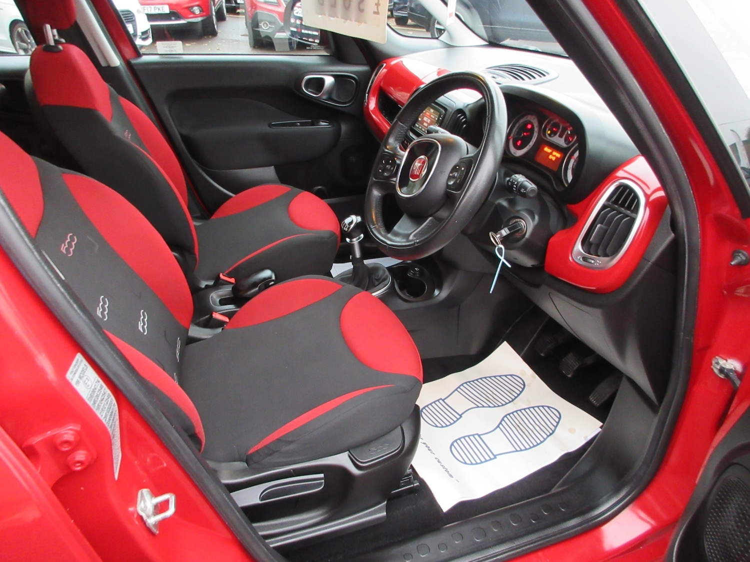 Used Fiat 500L 2013 for sale - 76477551: Photo 8