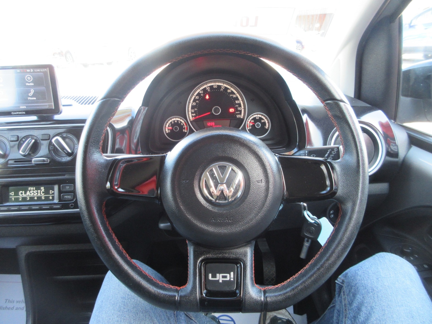 Used Volkswagen up! 2014 for sale - 77649876: Photo 11