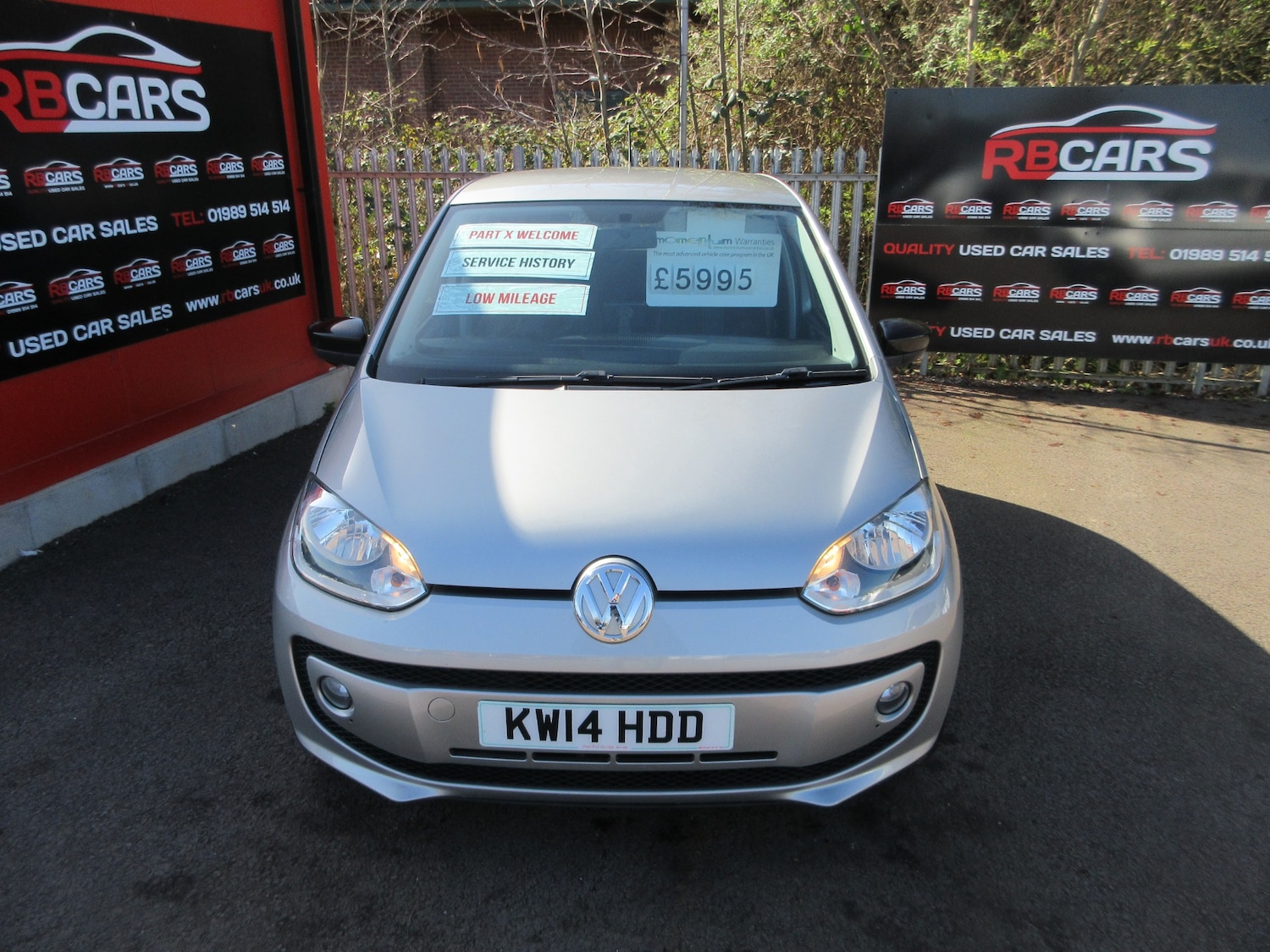 Used Volkswagen up! 2014 for sale - 77649876: Photo 2