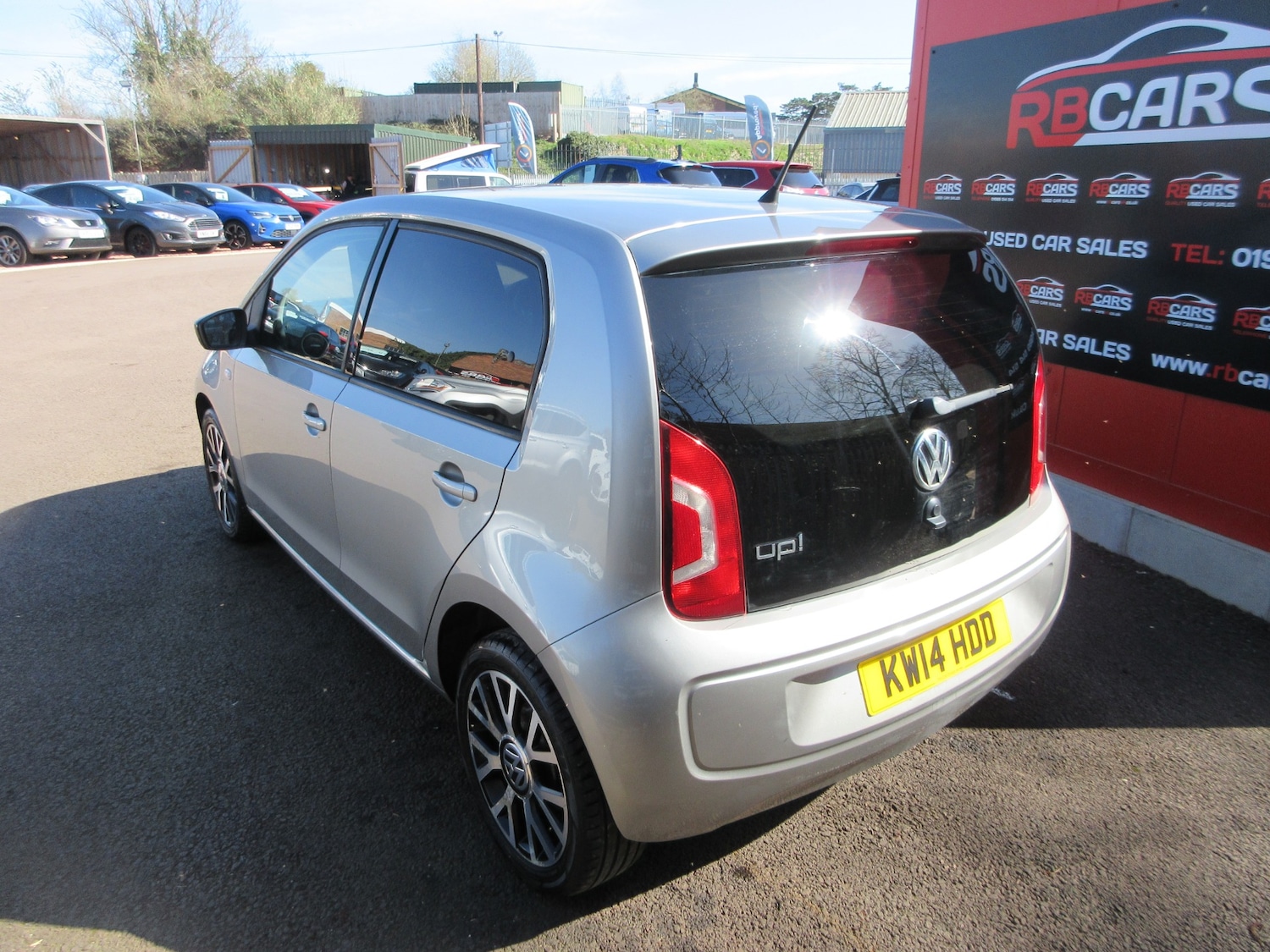 Used Volkswagen up! 2014 for sale - 77649876: Photo 5