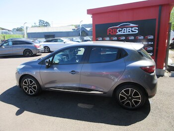 Used Renault Clio 2015 for sale - 78325639: Photo