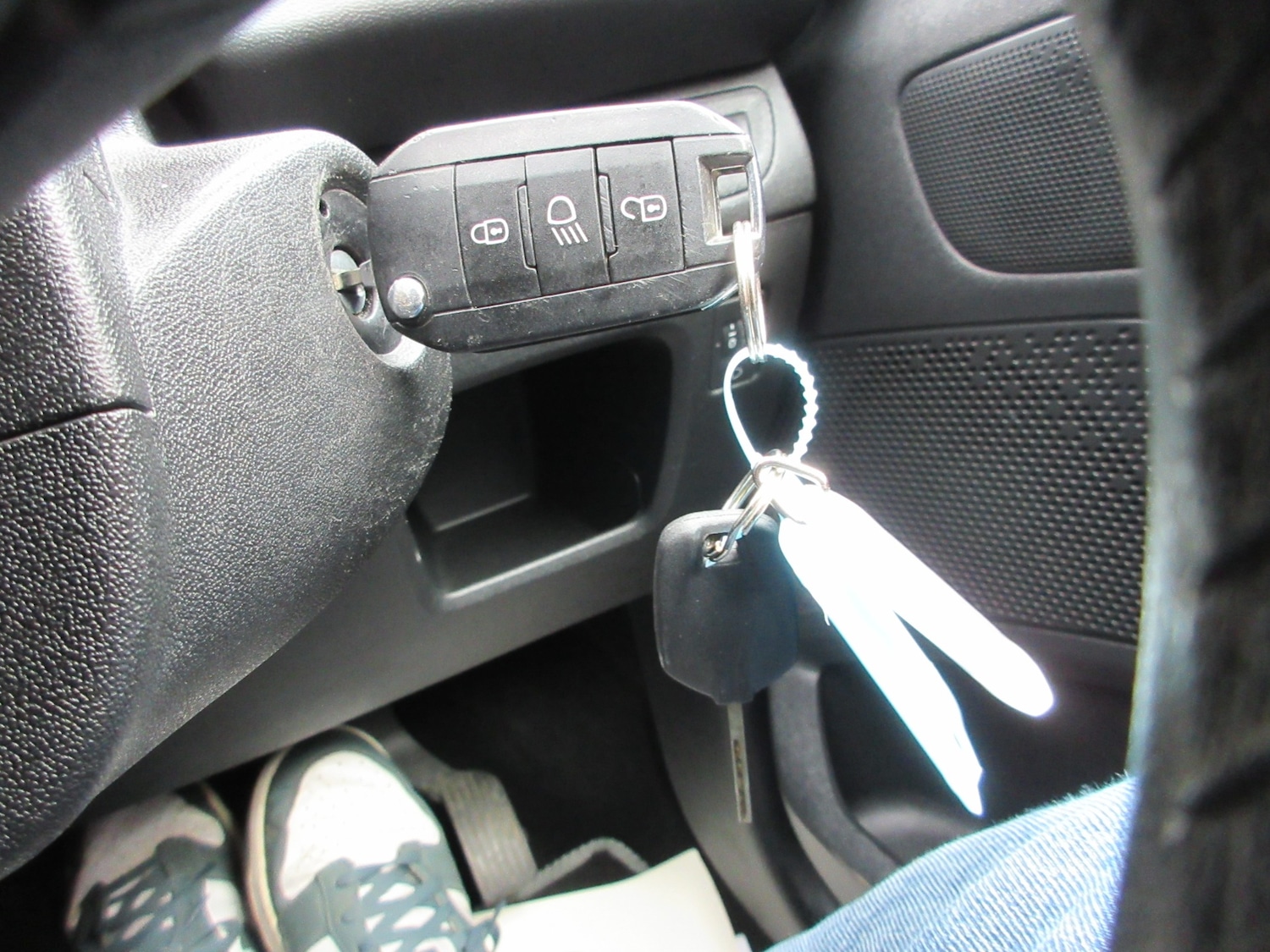 Used Peugeot 208 2015 for sale - 76262840: Photo 13