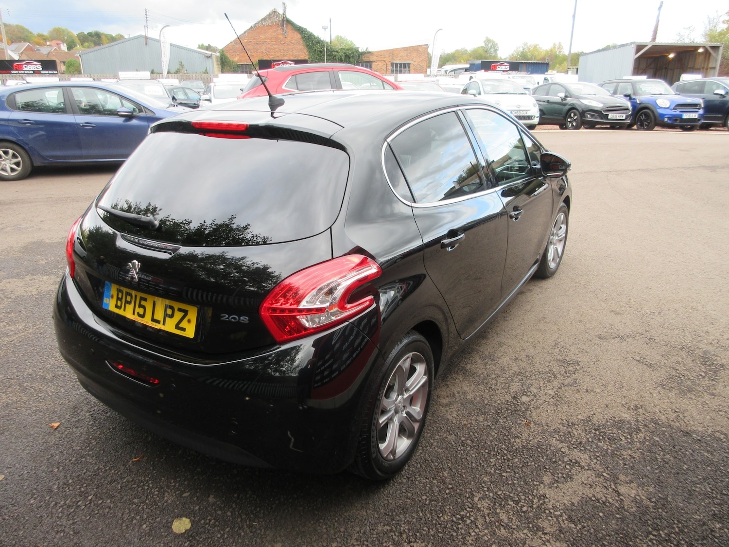 Used Peugeot 208 2015 for sale - 76262840: Photo 7