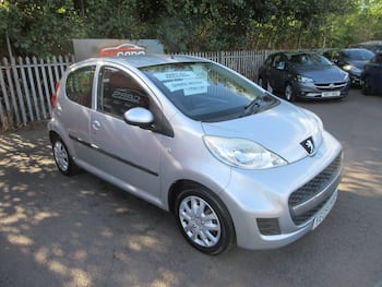 Used Peugeot 107 2009 for sale - 79771904: Photo