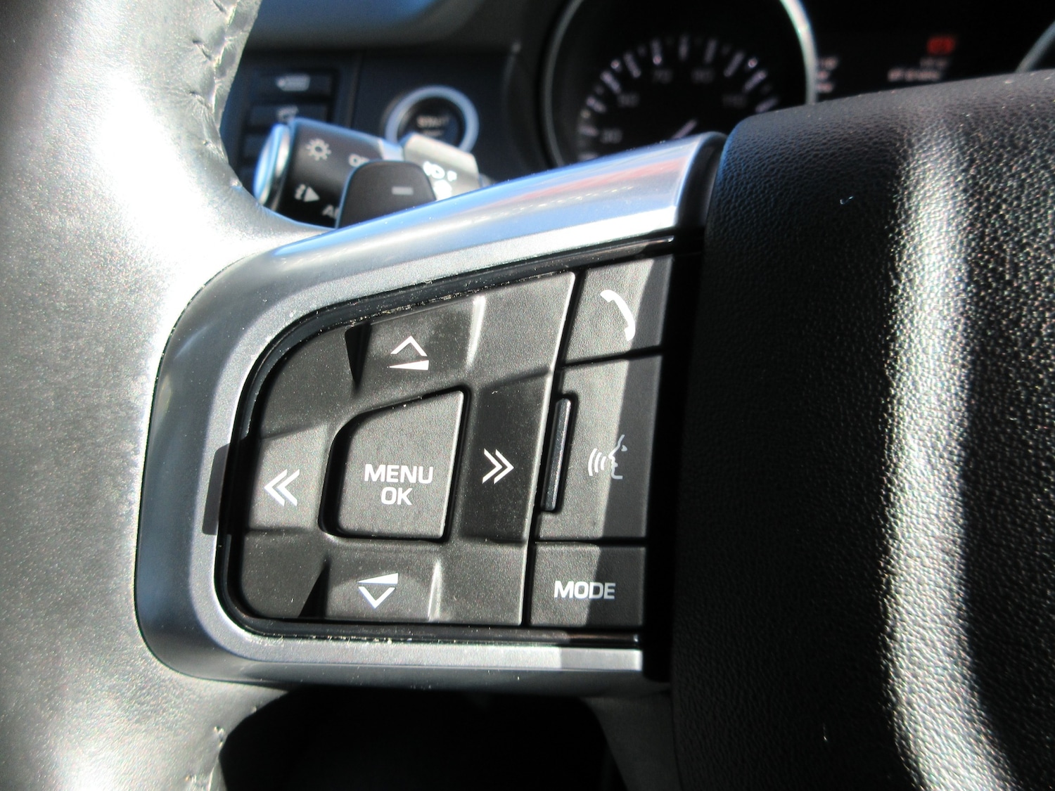 Used Land Rover Discovery Sport 2016 for sale - 76517589: Photo 19