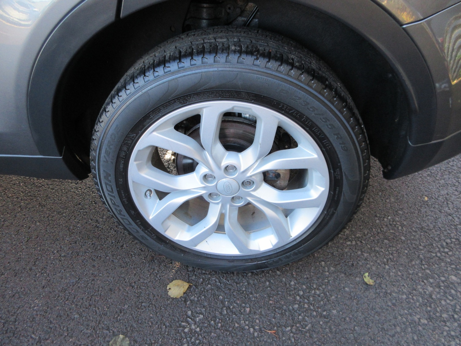 Used Land Rover Discovery Sport 2016 for sale - 76517589: Photo 34