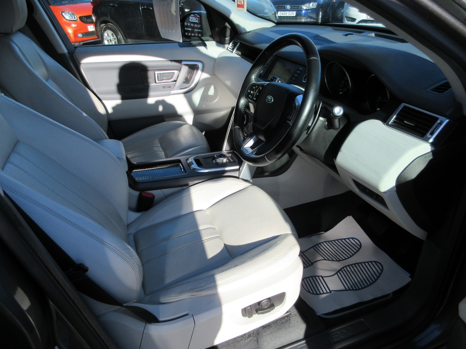 Used Land Rover Discovery Sport 2016 for sale - 76517589: Photo 8