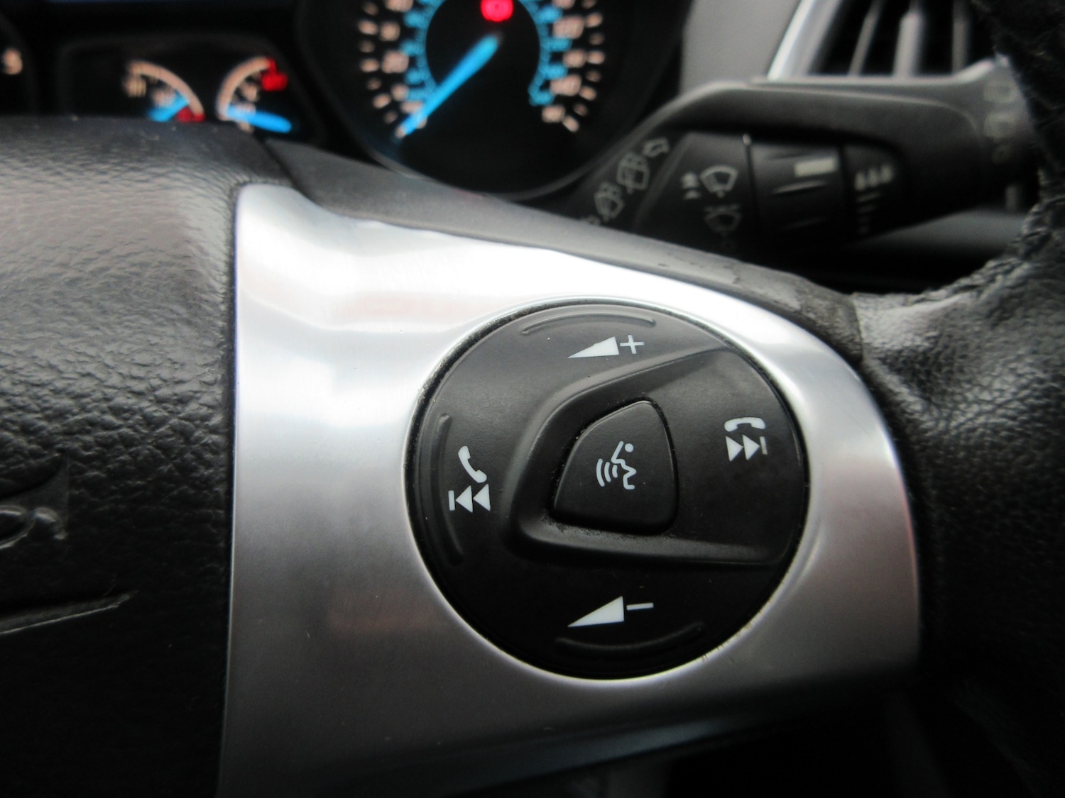 Used Ford Kuga 2015 for sale - 77589910: Photo 12