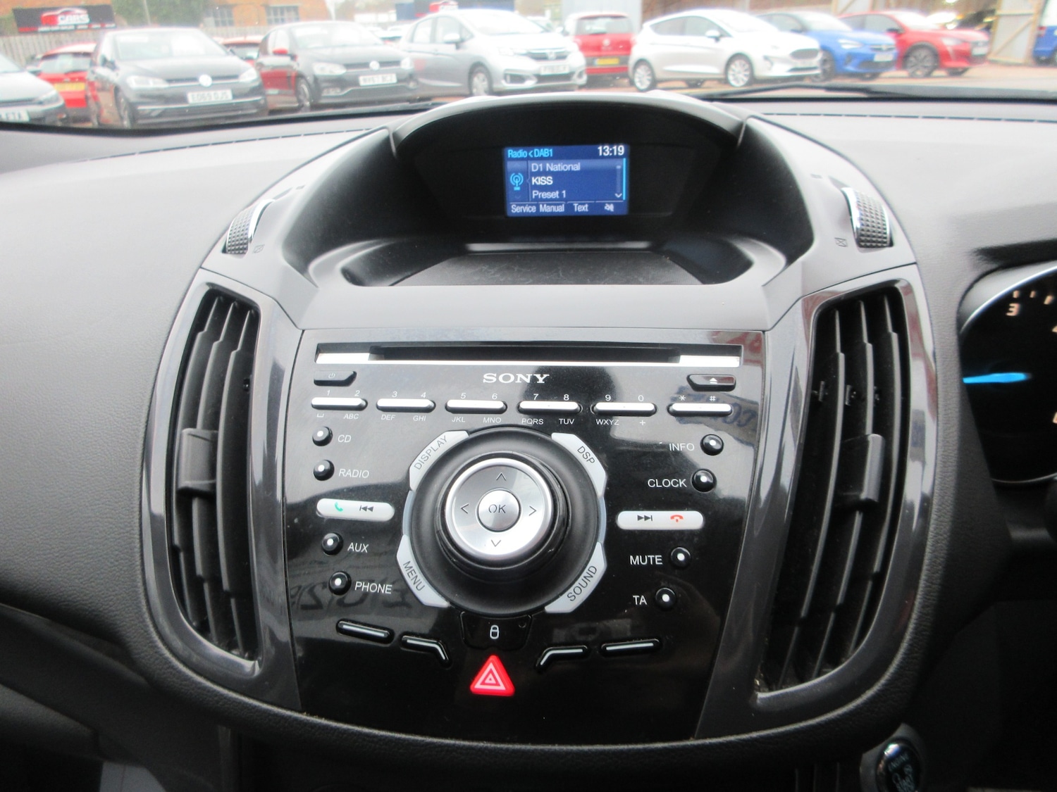 Used Ford Kuga 2015 for sale - 77589910: Photo 14