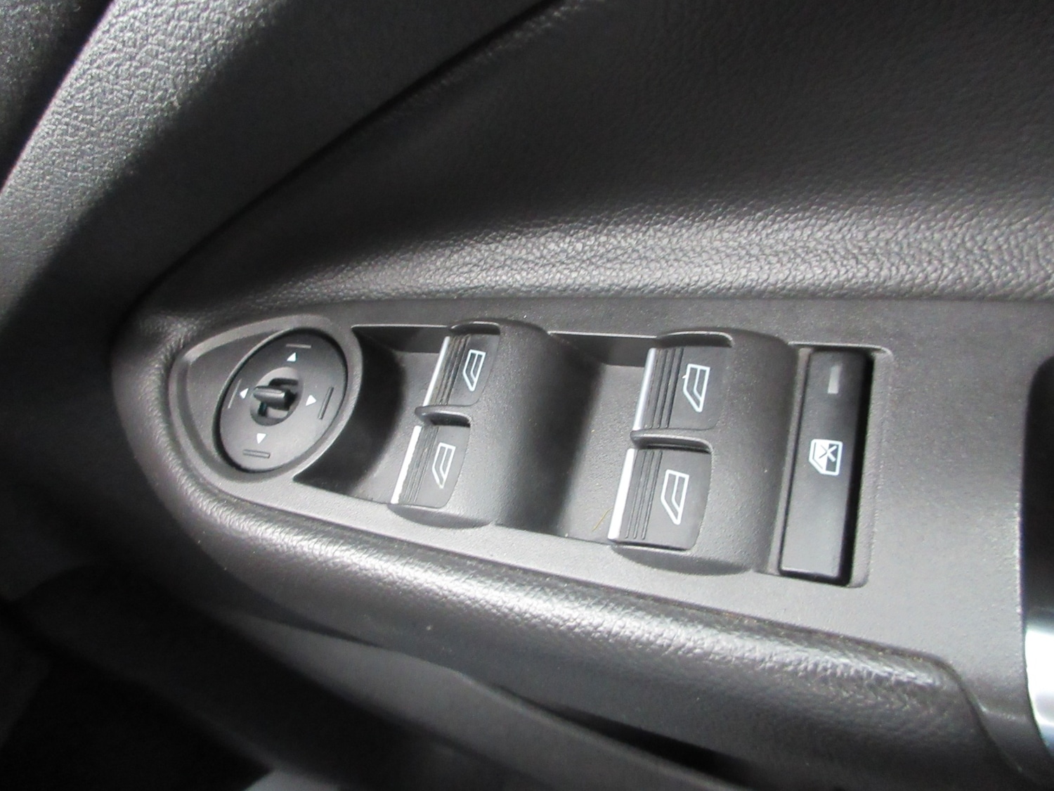 Used Ford Kuga 2015 for sale - 77589910: Photo 18