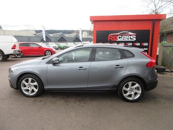 Used Volvo V40 2014 for sale - 77896768: Photo