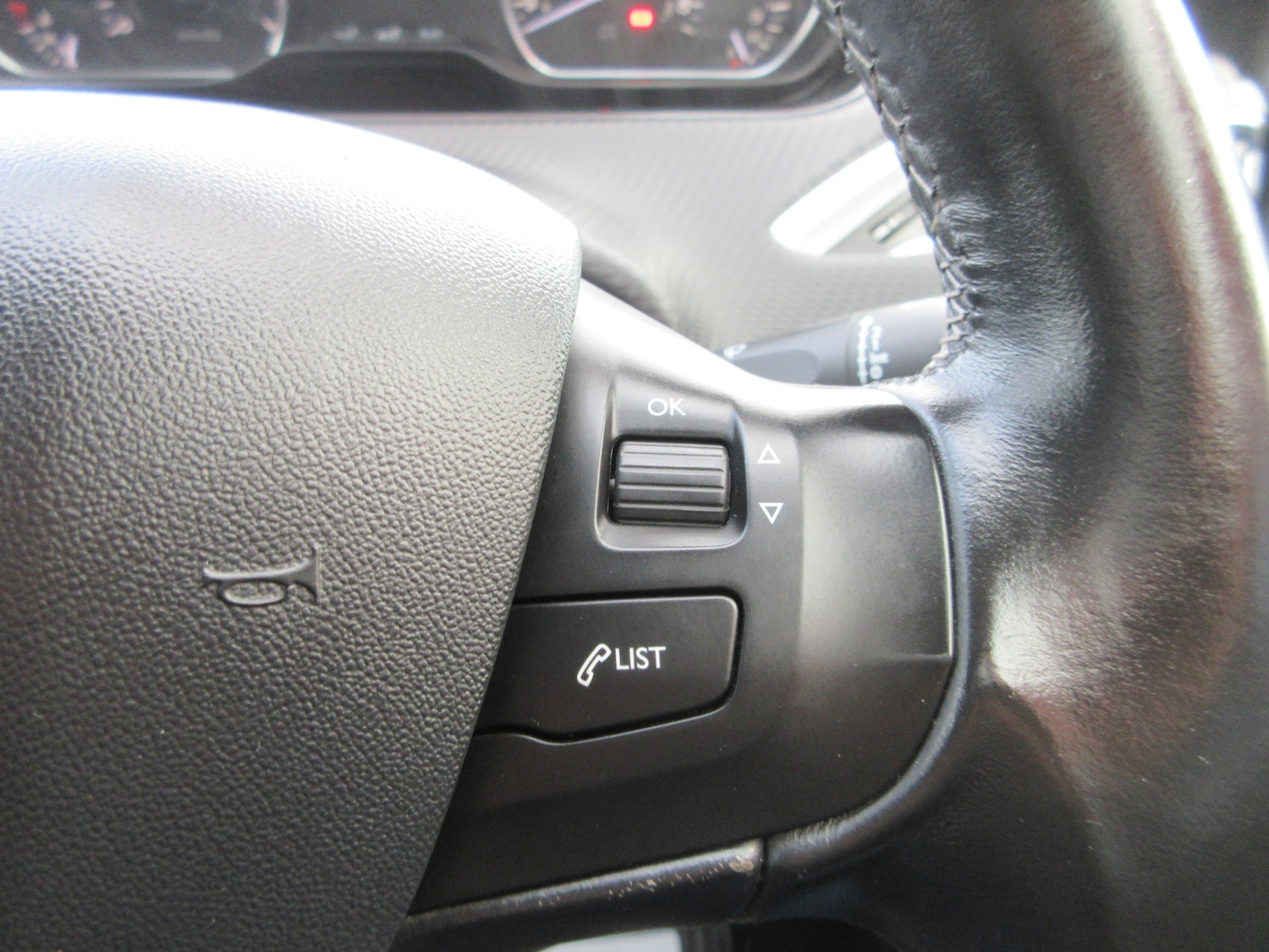 Used Peugeot 208 2015 for sale - 76780088: Photo 23