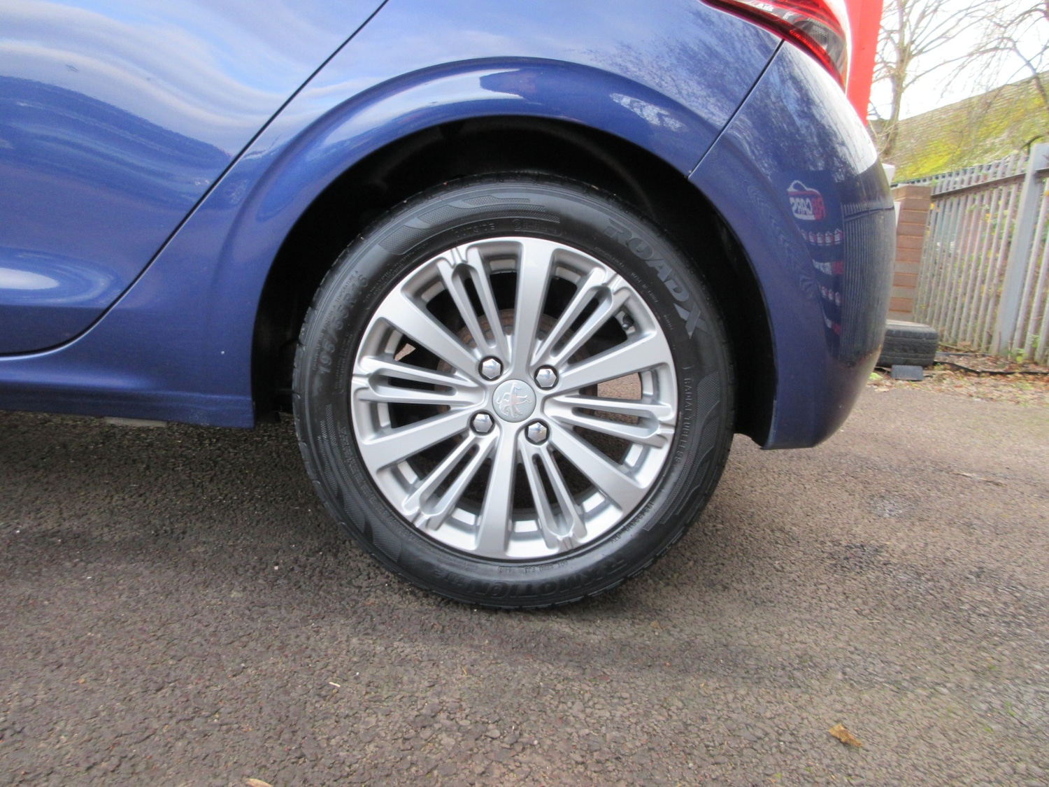 Used Peugeot 208 2015 for sale - 76780088: Photo 29