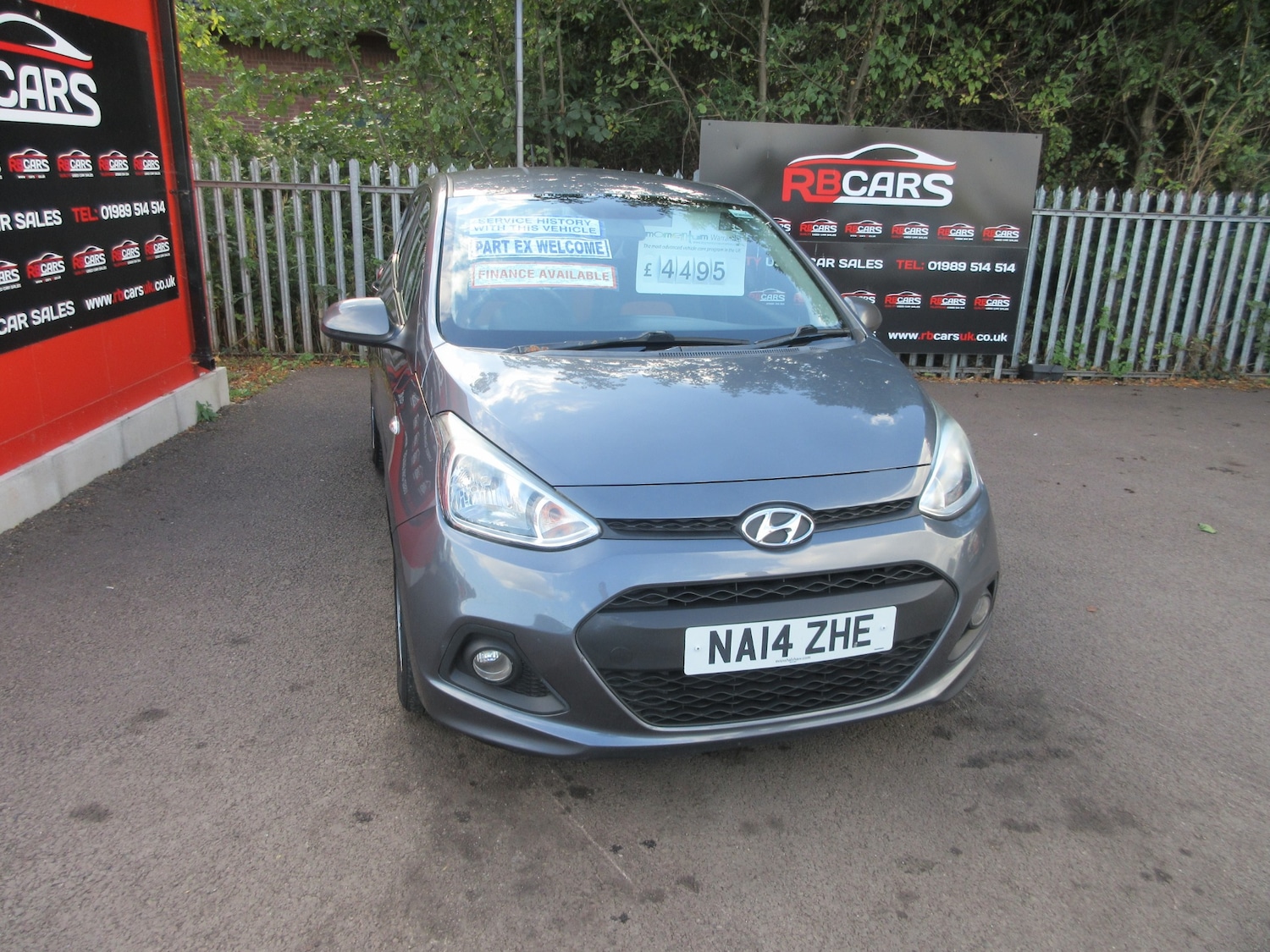 Used Hyundai i10 2014 for sale - 75873945: Photo 1