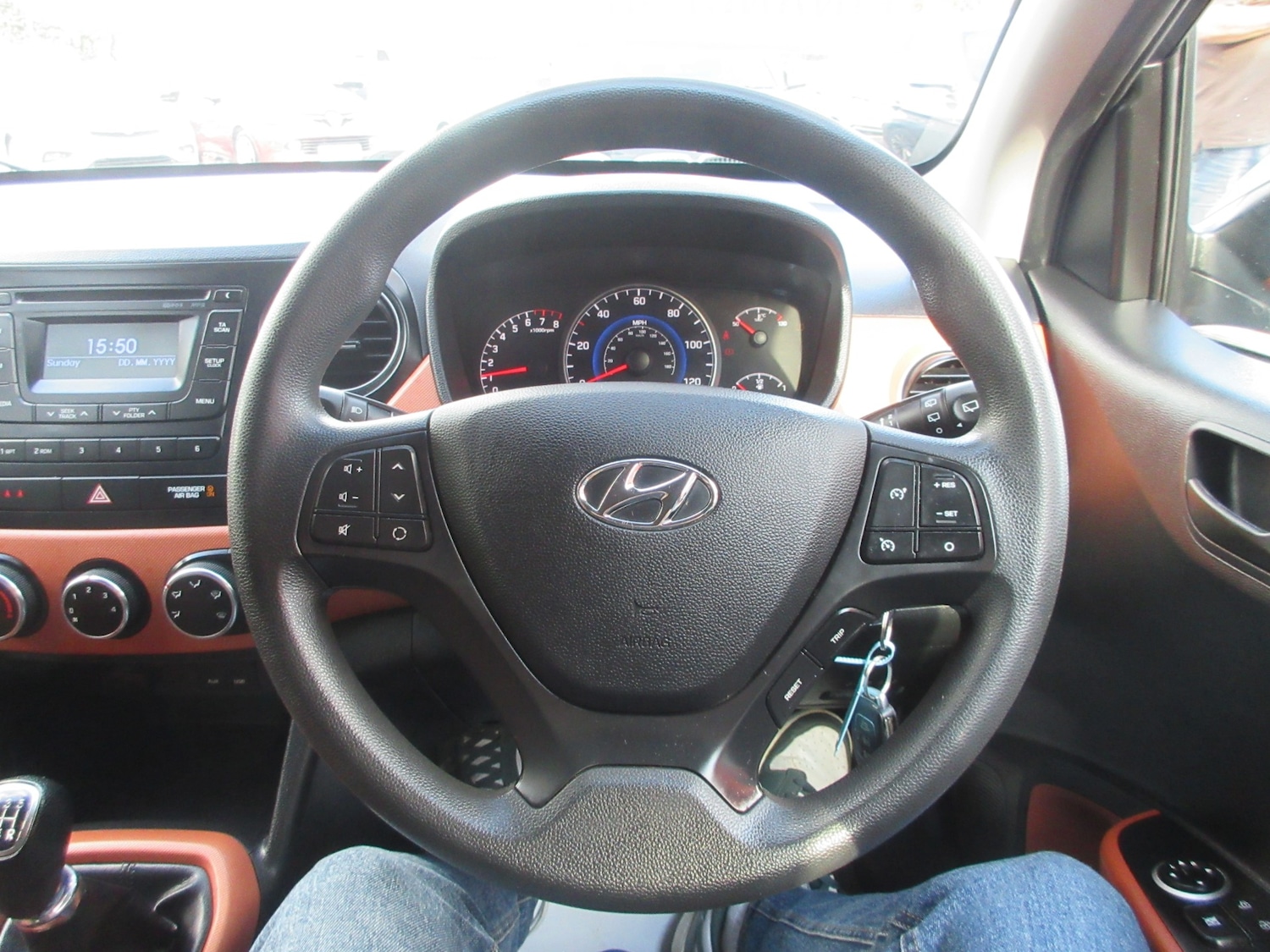 Used Hyundai i10 2014 for sale - 75873945: Photo 10