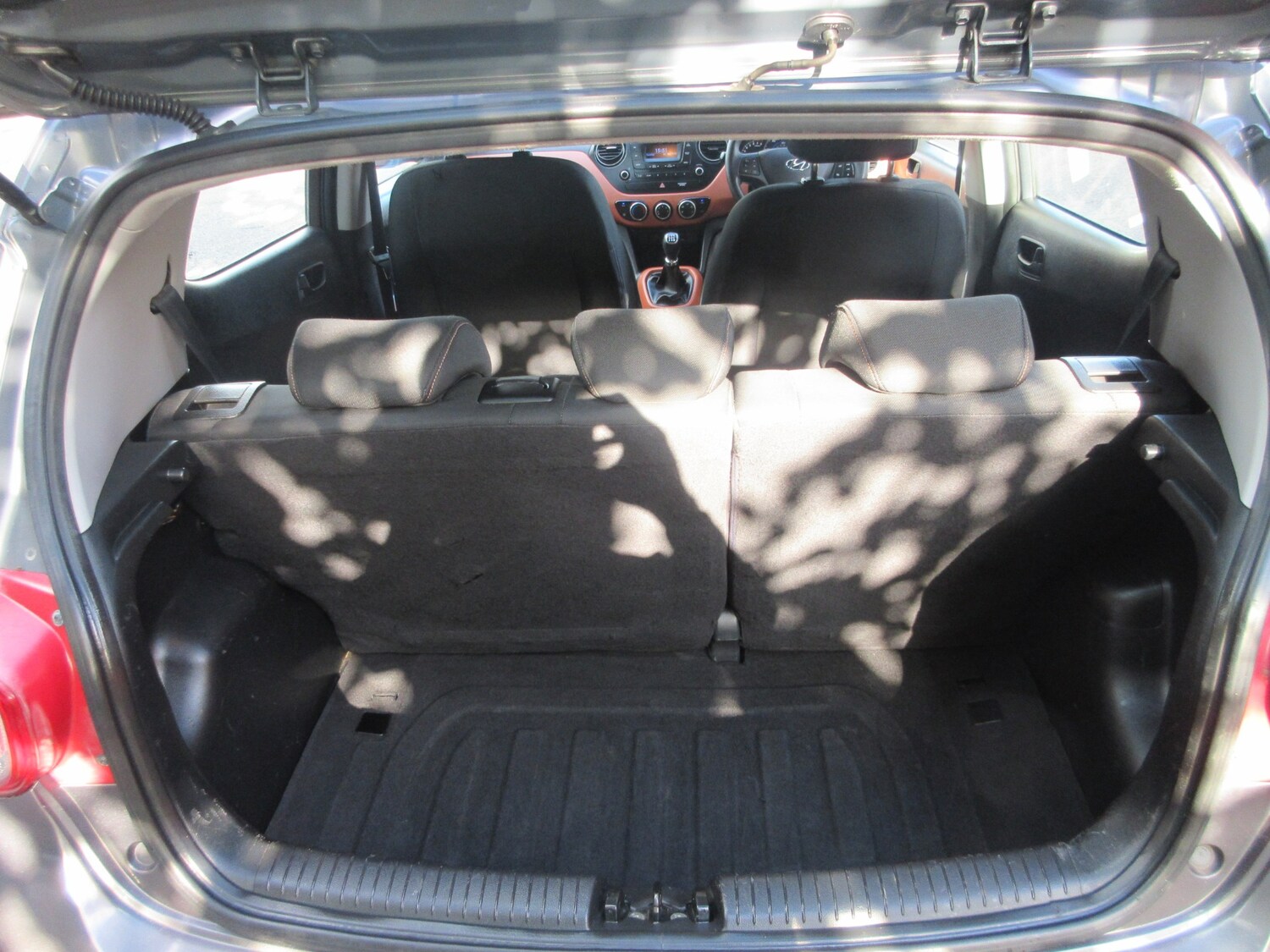 Used Hyundai i10 2014 for sale - 75873945: Photo 21