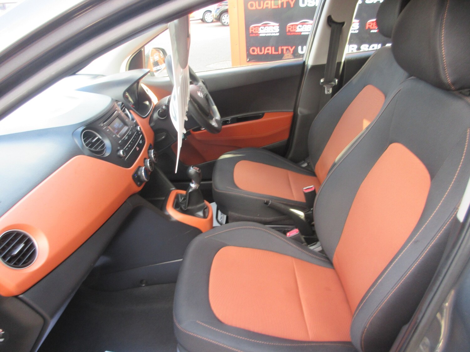 Used Hyundai i10 2014 for sale - 75873945: Photo 23