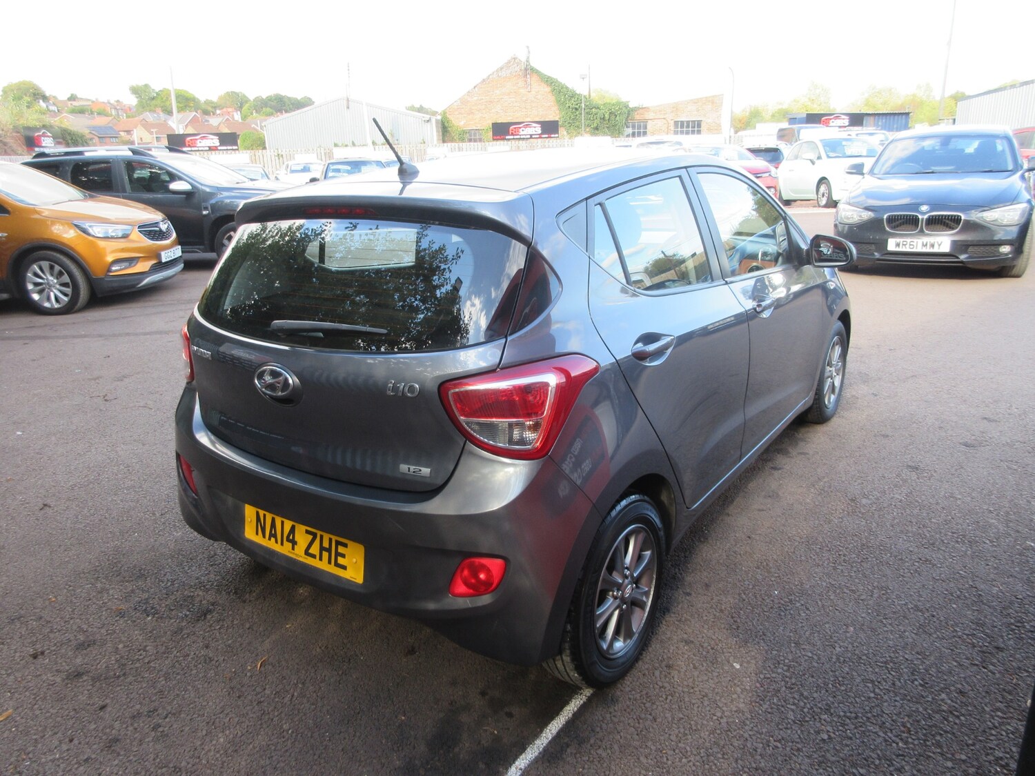 Used Hyundai i10 2014 for sale - 75873945: Photo 7