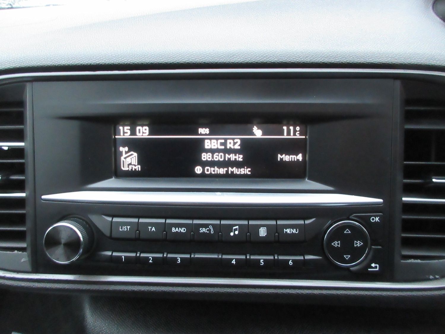 Used Peugeot 308 2016 for sale - 76945639: Photo 11