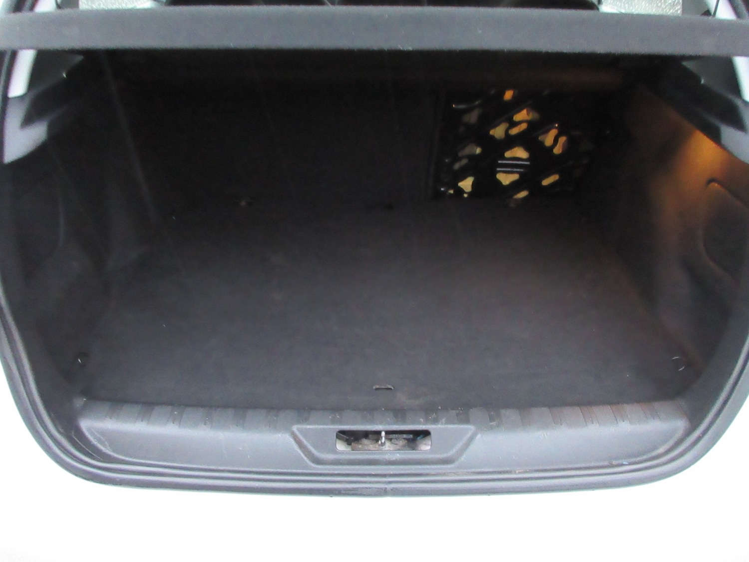 Used Peugeot 308 2016 for sale - 76945639: Photo 18