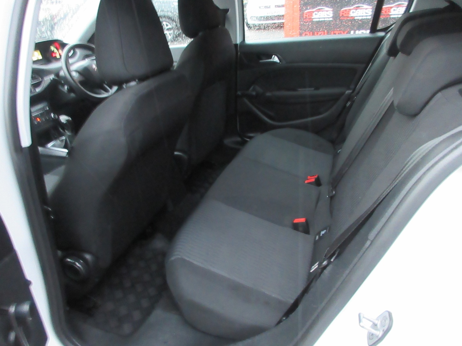 Used Peugeot 308 2016 for sale - 76945639: Photo 19