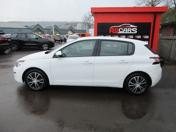 Used Peugeot 308 2016 for sale - 76945639: Photo