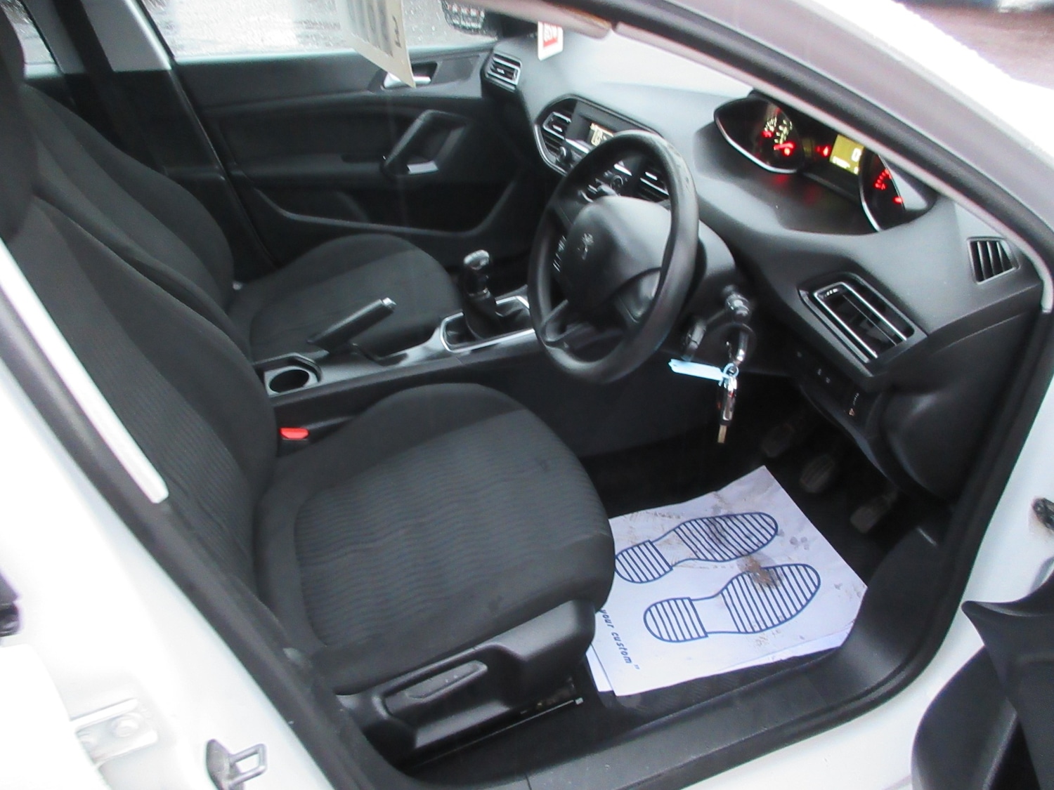 Used Peugeot 308 2016 for sale - 76945639: Photo 8