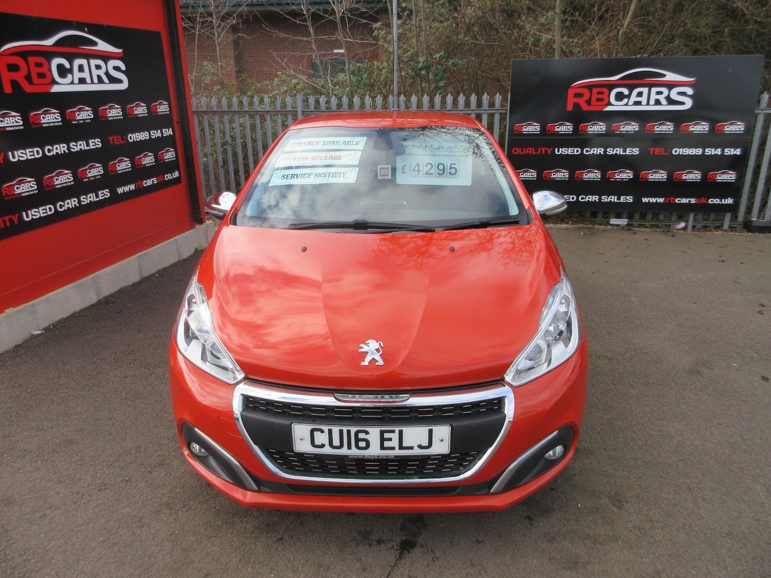 Used Peugeot 208 2016 for sale - 77649845: Photo 2