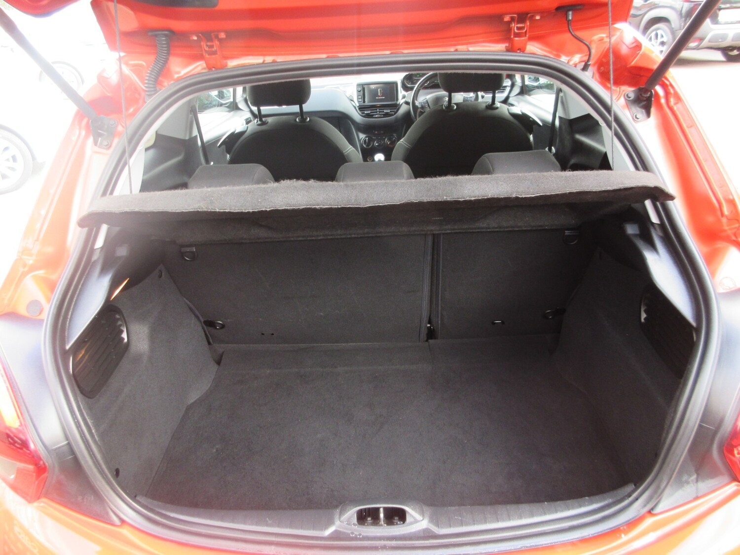 Used Peugeot 208 2016 for sale - 77649845: Photo 23