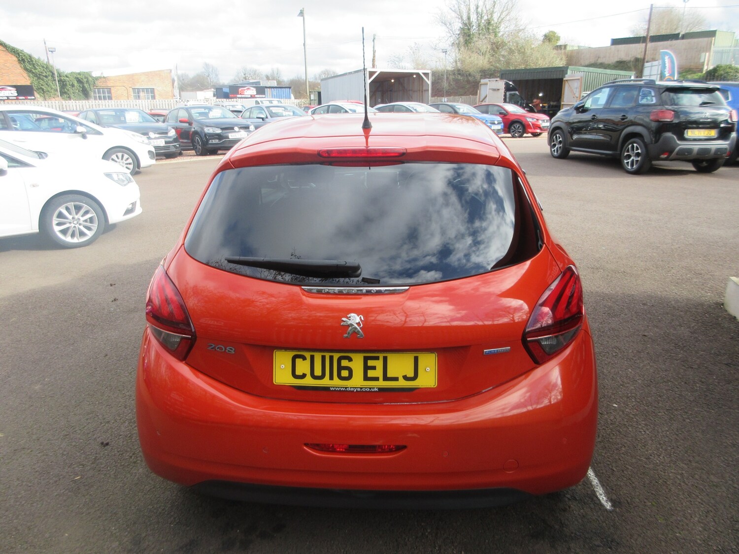 Used Peugeot 208 2016 for sale - 77649845: Photo 6
