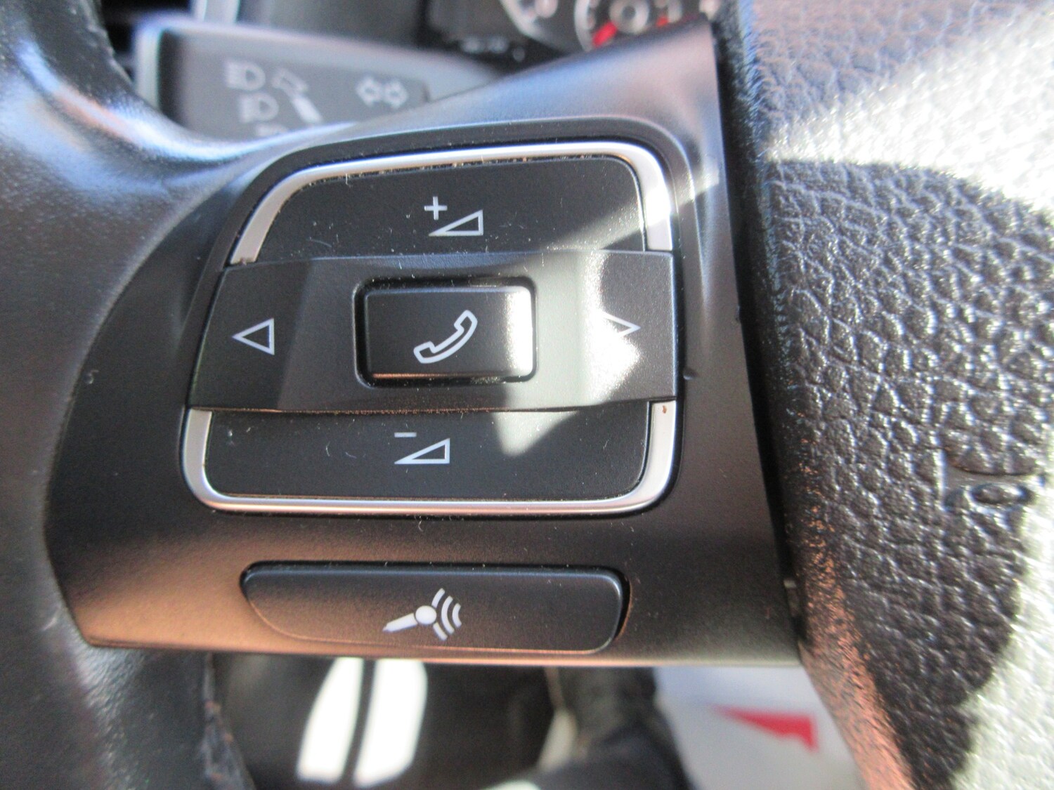 Used Volkswagen Tiguan 2015 for sale - 75794533: Photo 16