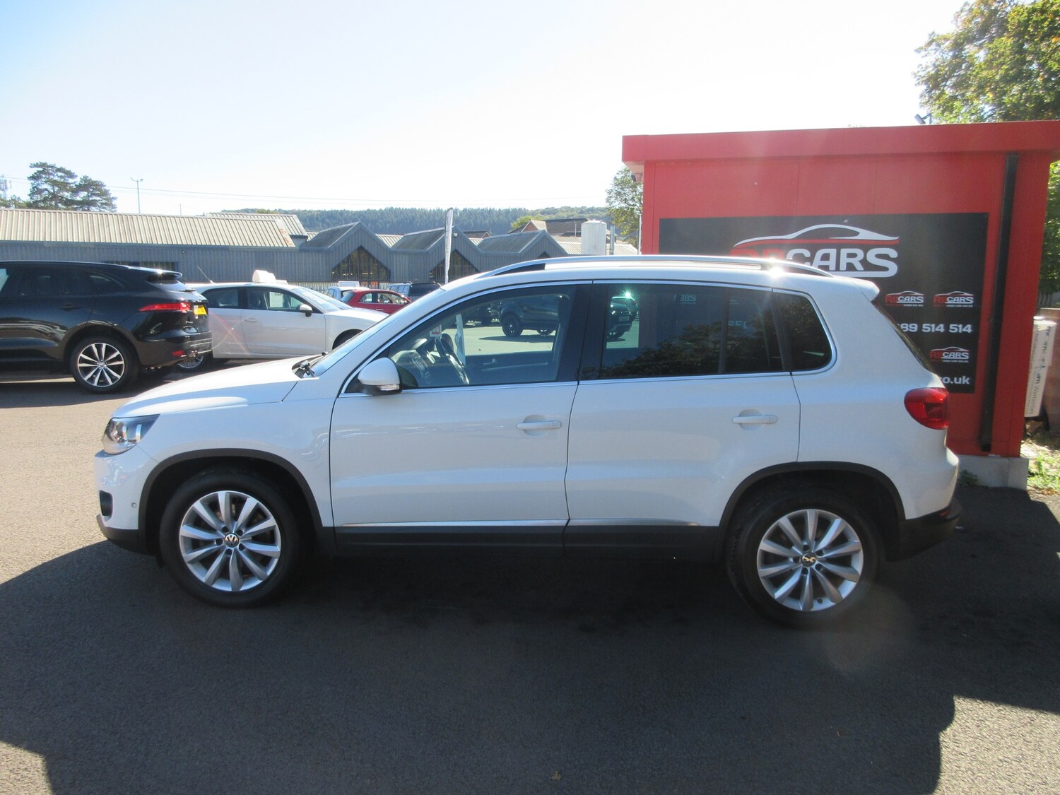 Used Volkswagen Tiguan 2015 for sale - 75794533: Photo 4