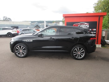 Used Jaguar F-Pace 2017 for sale - 75872833: Photo
